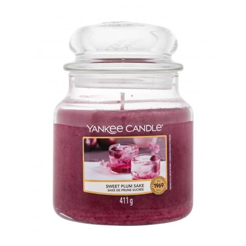 Yankee Candle Sweet Plum Sake 411 g vonná sviečka unisex