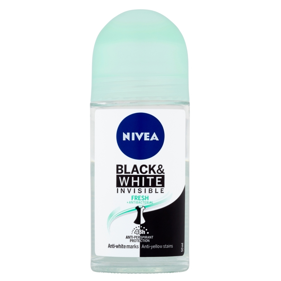 NIVEA Black  White Invisible Fresh Guľôčkový antiperspirant 50 ml